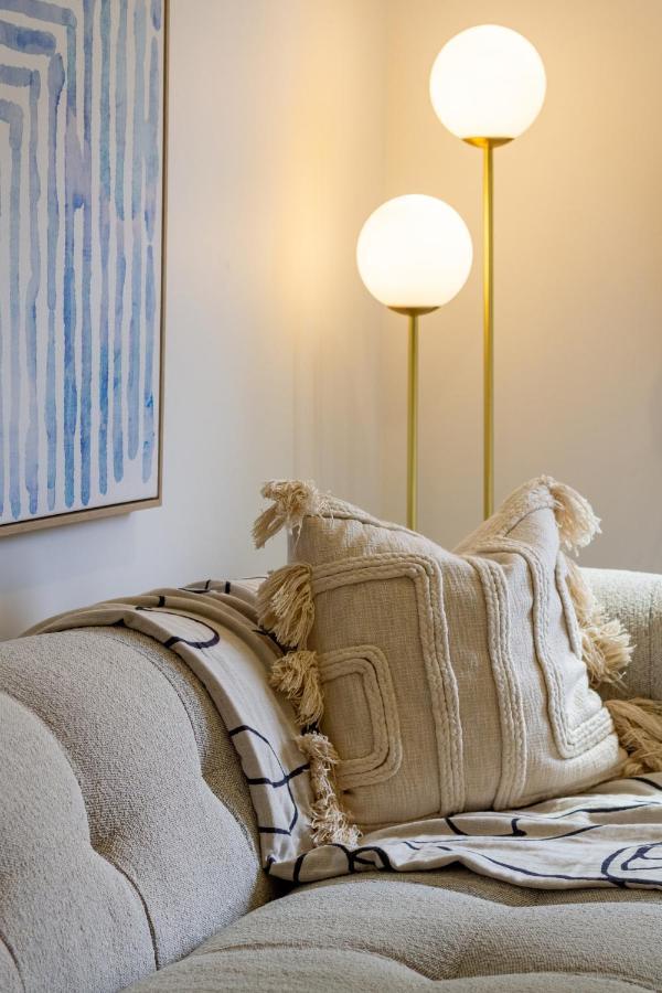 Apartment Sun Soaked Townhouse 2 Bed 2 Bath Christchurch
